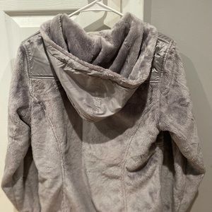grey fleece north face